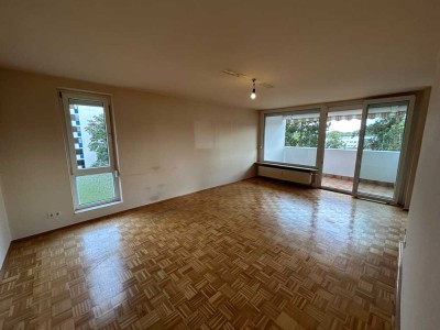 Sanierte 3-Zimmer Wohnung mit Balkon