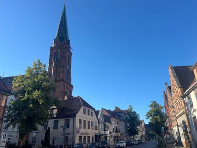 Traumhafte Altbauwohnung im Zentrum