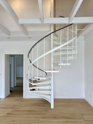 Modernisierte Maisonettewohnung mit Charme - 2,5 Zimmer im Dachgeschoss Nähe Düsseldorf