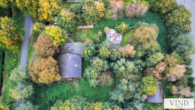 Sanierungsbedürftiges Zweifamilienhaus mit großem Grundstück und Ferienhaus! Ihausen