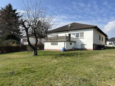 Großes Einfamilienhaus im Grünen in 36381 Schlüchtern, Talweg 7
