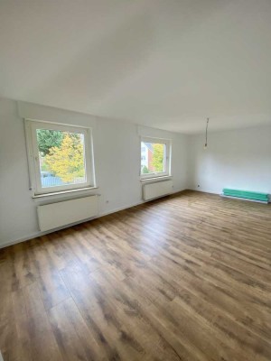 Frisch renovierte 3-Zimmer-Wohnung mit Balkon am HDZ