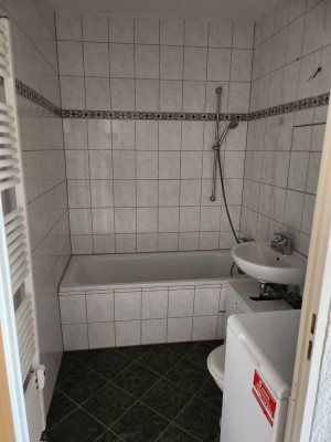 Nachmieter für möblierte(+EBK) 2-Raumwohnung 
gesucht