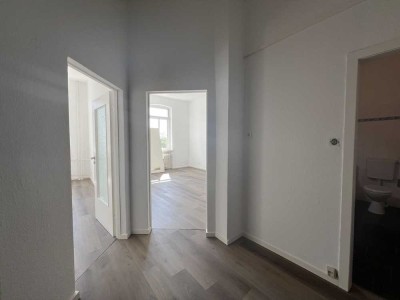 KUNZE: 2 Zimmer Wohnung am Schwarzen Bär!