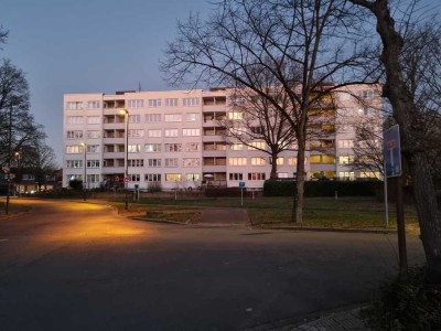 D 7 ***Kapitalanlage mit langjährigen Mietern*** -     3 Balkone, schöner Grundriss