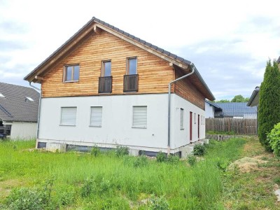 Erstbezug ! zwei Doppelhaushälften in ländlicher Lage