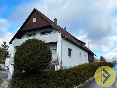 Renovierte 5 Raum Wohnung mit Bühne und Garage