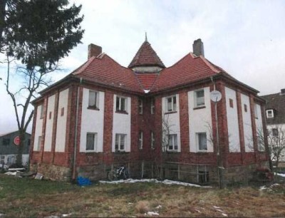 * *   Mehrfamilienhaus (4 WE) im Ortskern von Hessisch Lichtenau   * *