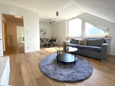 Sonnendurchflutete Dachgeschosswohnung in top Lage