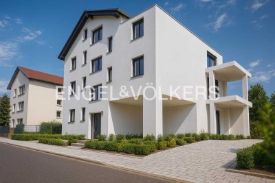 Großzügige Fünf-Zimmer-Neubauwohnung im Erdgeschoss – Wohnen mit Raum und Komfort
