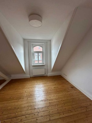 * 1 ZKB * DG 4. OG rechts Keller 11 *