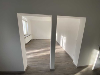 Sanierte Wohnung mit drei Zimmern und großem Balkon in Essen-Werden