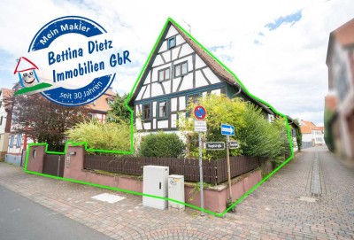 Charmantes 2-3 Familienhaus mit viel Platz in Münster/Altheim - Einzelkulturdenkmal!