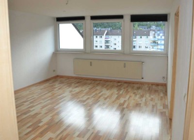 Renovierte 3,5 Zimmer Wohnung südliche Vorstadt von Koblenz in zentraler Lage