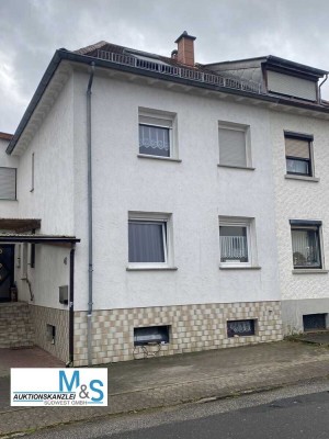 Schöne Doppelhaushälfte in Blieskastel zu verkaufen!