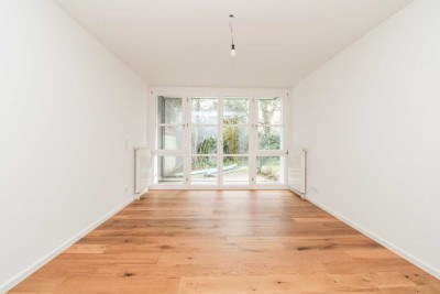SCHWABING: Modernes 1-Zimmer-Apartment mit Terrasse!