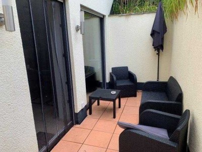 gemütliche 2-Zimmer-Souterrain-Wohnung mit großem Süd-Freisitz in Rodgau-Jügesheim