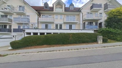 Exklusive, gepflegte 3-Zimmer-Hochparterre-Wohnung mit geh. Innenausstattung