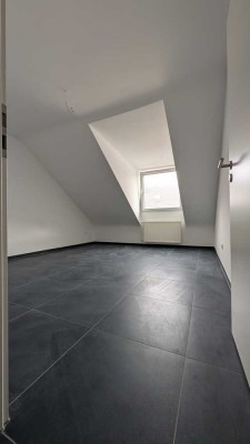 Wunderschöne Dachgeschosswohnung im Herzen Beuels