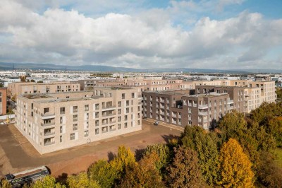 2-Zimmer-Wohnung mit hochwertiger Einbauküche und Loggia