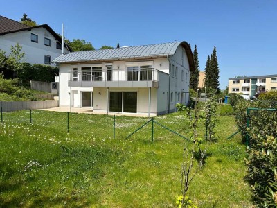 Exklusives Architektenhaus in Sonnenlage am Höhlerberg!