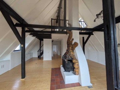 Außergewöhnliche Wohnung in gewöhnlichem Haus