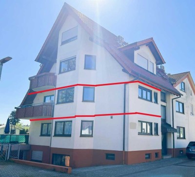 Seltene Gelegenheit! Exklusive 4,5 Zimmer Wohnung mit Einbauküche, TG-Stellplatz und zwei Balkonen