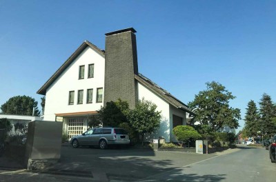 Schicke Maisonettewohnung in Rheinnähe