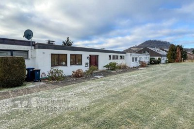 Toller Bungalow mit 2 Garagen in Top Lage - Sofort frei
