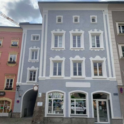Hochwertige 2-Zimmer Altstadt Wohnung mit Einbauküche