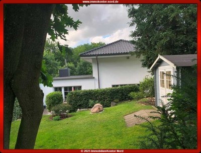 ! Toplage - fußläufig zum See - mit 2 Terrassen, Garten und Carport !