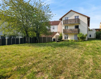 Attraktives Investment: Gepflegtes Mehrfamilienhaus mit sechs Wohneinheiten in ruhiger Lage