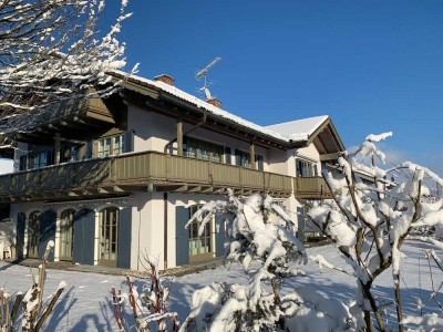 Ihr Geld kann MEHR: MEHRFAMILIENHAUS (4 WE) in hoher Bauqualität - Bergblick inklusive!