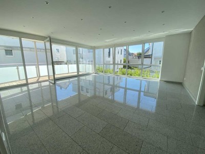 Exklusive 4-Zimmer-Wohnung in bester Innenstadtlage zu vermieten! EBK, TG