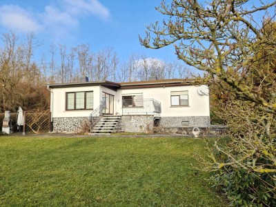 Ein Haus zum Verlieben! Idyllischer Bungalow in Wintersdorf