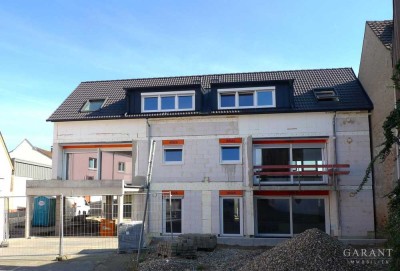 NEUBAU - Nur noch eine Wohnung zu verkaufen! Sonnige Maisonette-Wohnung in 3-Familienhaus