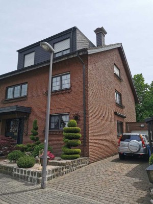 Helle 2-Zimmer Wohnung in 47443 Moers mit 90 m²