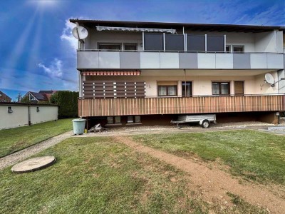 Charmante 3-Zimmer-Wohnung mit Garten, Balkon und Garage