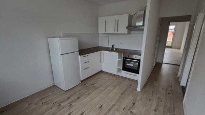 *Kapitalanlage vermietet 4,97 % Rendite* 6- Zimmer-Wohnung mit EBK in Magdeburg