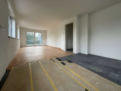 ++Geförderter Wohnraum++ Neubau OG 5-Zi.-Whg. mit Balkon