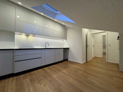 Sanierte 2-Zimmer-Dachgeschosswohnung - Traum im Martinsviertel