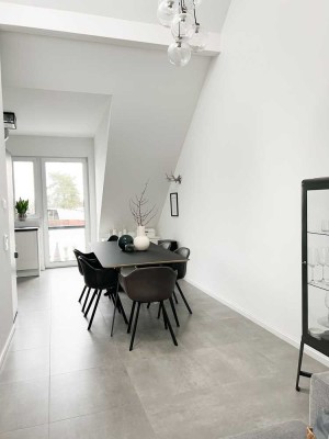 Stylische Dachgeschoss-Wohnung in ruhiger Lage