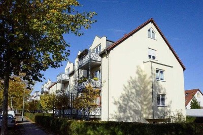 **Naturnah und doch zentral - Helle 2,5-Zimmer-Wohnung mit Balkon in Potsdam**