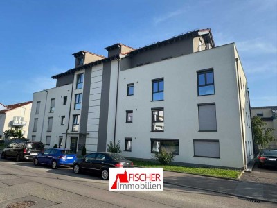 Zentral - Neuwertig - Aufzug - 2 Zi Wohnung in der City...