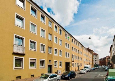 Ab sofort frei! Renovierte 2-Zimmer-Wohnung sucht nette Mieter