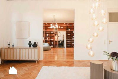 Stilvolle 6-Zimmer-Altbauwohnung mit Balkon & Aufzug!