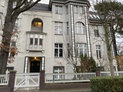 Helle ruhige 5-Zimmer-Kombiwohnung (Erdgeschoss) in Berlin - Grunewald