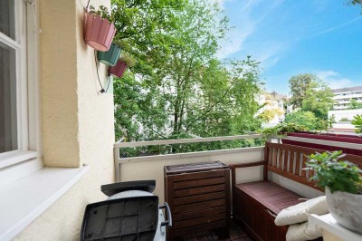 Sofort Bezugsfreie 4-Zi.-Altbauwohnung nahe dem Rotkreuzplatz-Neuhausen / Balkon zum Innenhof