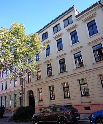 Entspanntes Wohnen im charmanten Altbau – Leben und Arbeiten in der City!