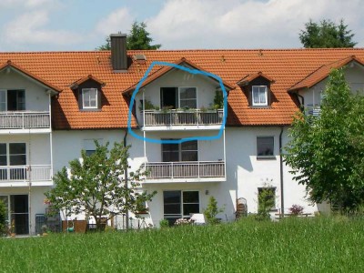 Provisionsfreie, helle & renovierte Dachgeschosswohnung, Nähe Erding